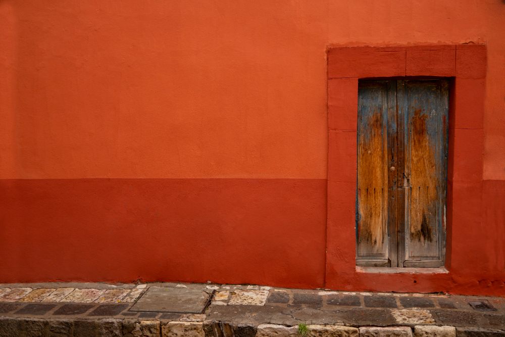 How to Remove Wall Stains Without Removing Paint