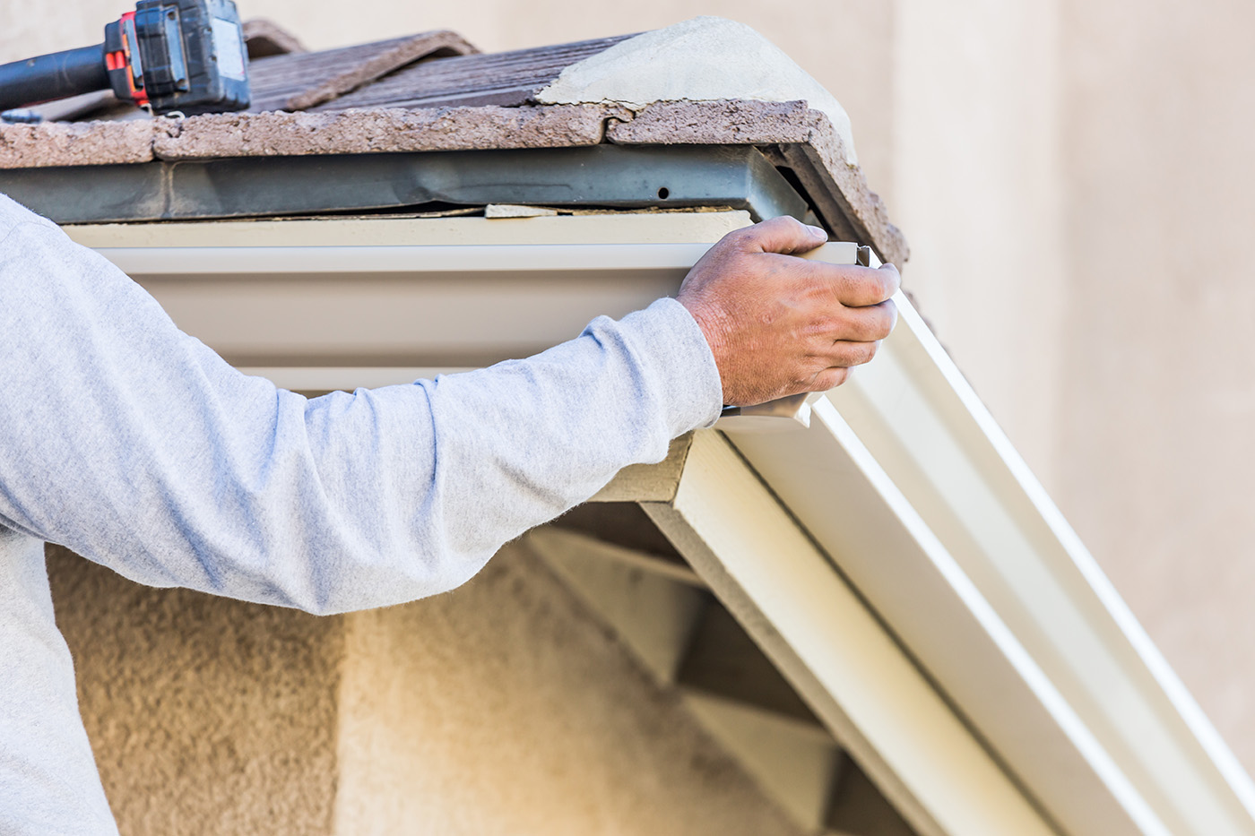 Gutter Cleaning in Nashville, TN